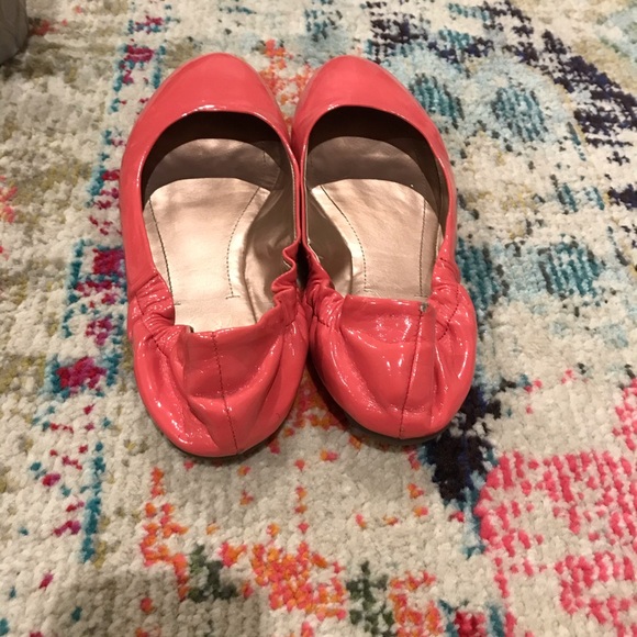 BCBG pink flats - Picture 2 of 3
